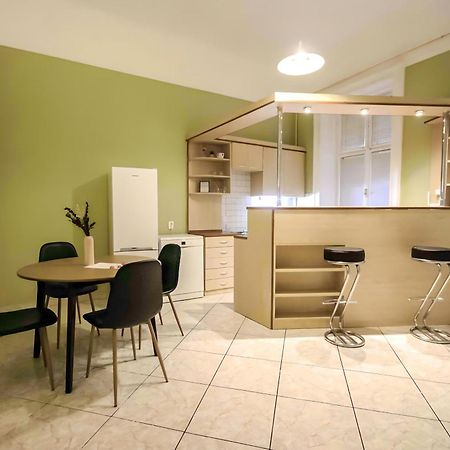 R171 Elitehost Raday Apartment Boedapest Buitenkant foto
